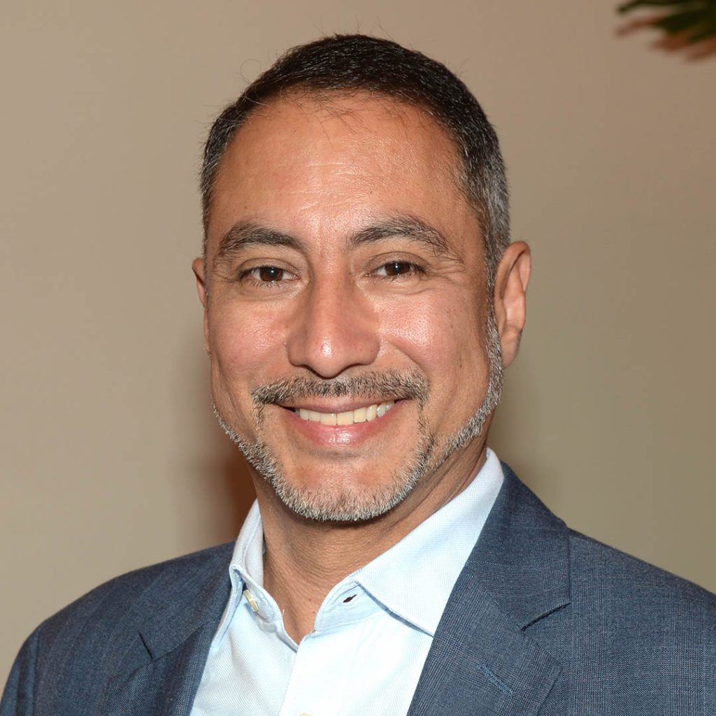 Headshot 01 - Gustavo Sosa - Nutanix